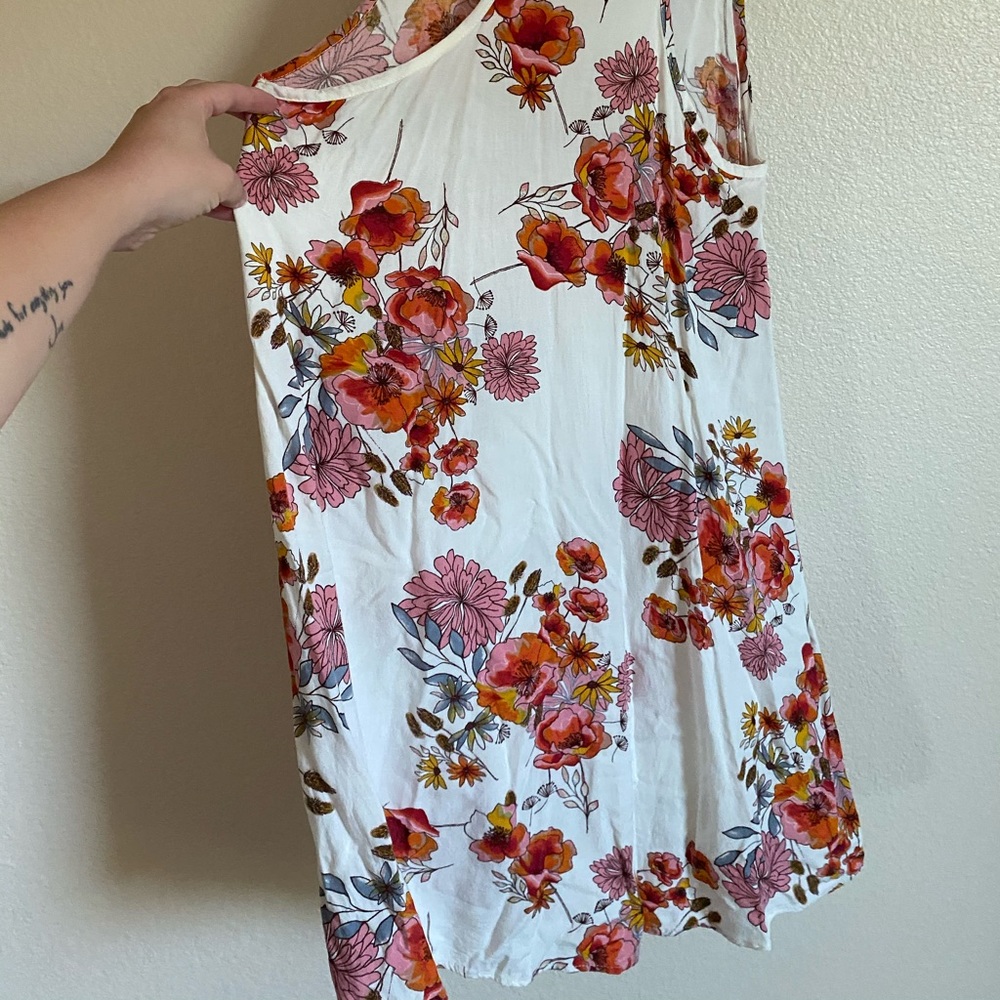 Floral Racerback Tunic - Picture 3 of 3